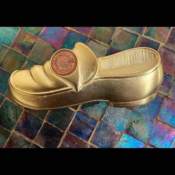 Penny Loafer Pin - Picture 4 of 6
